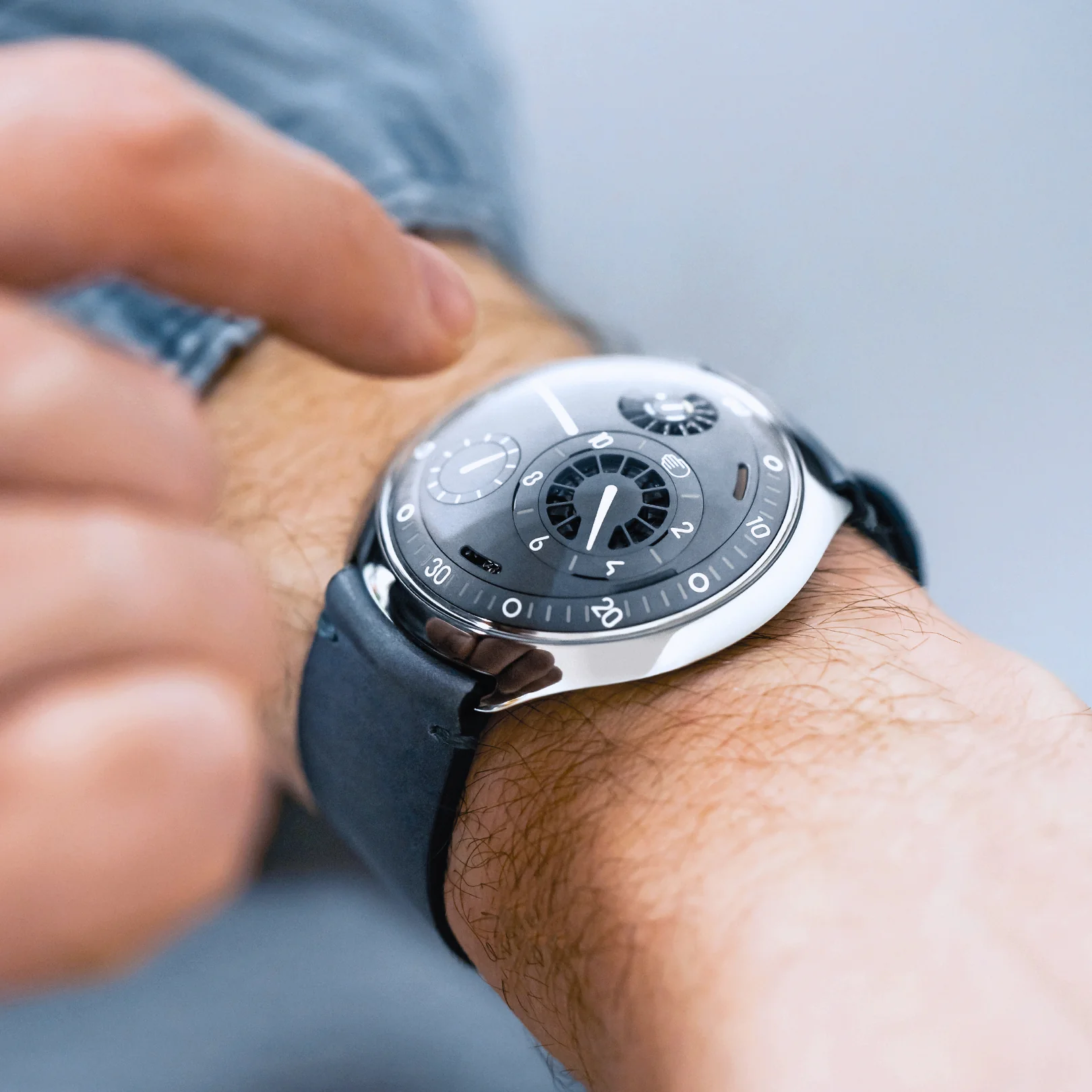 Ressence Type 2