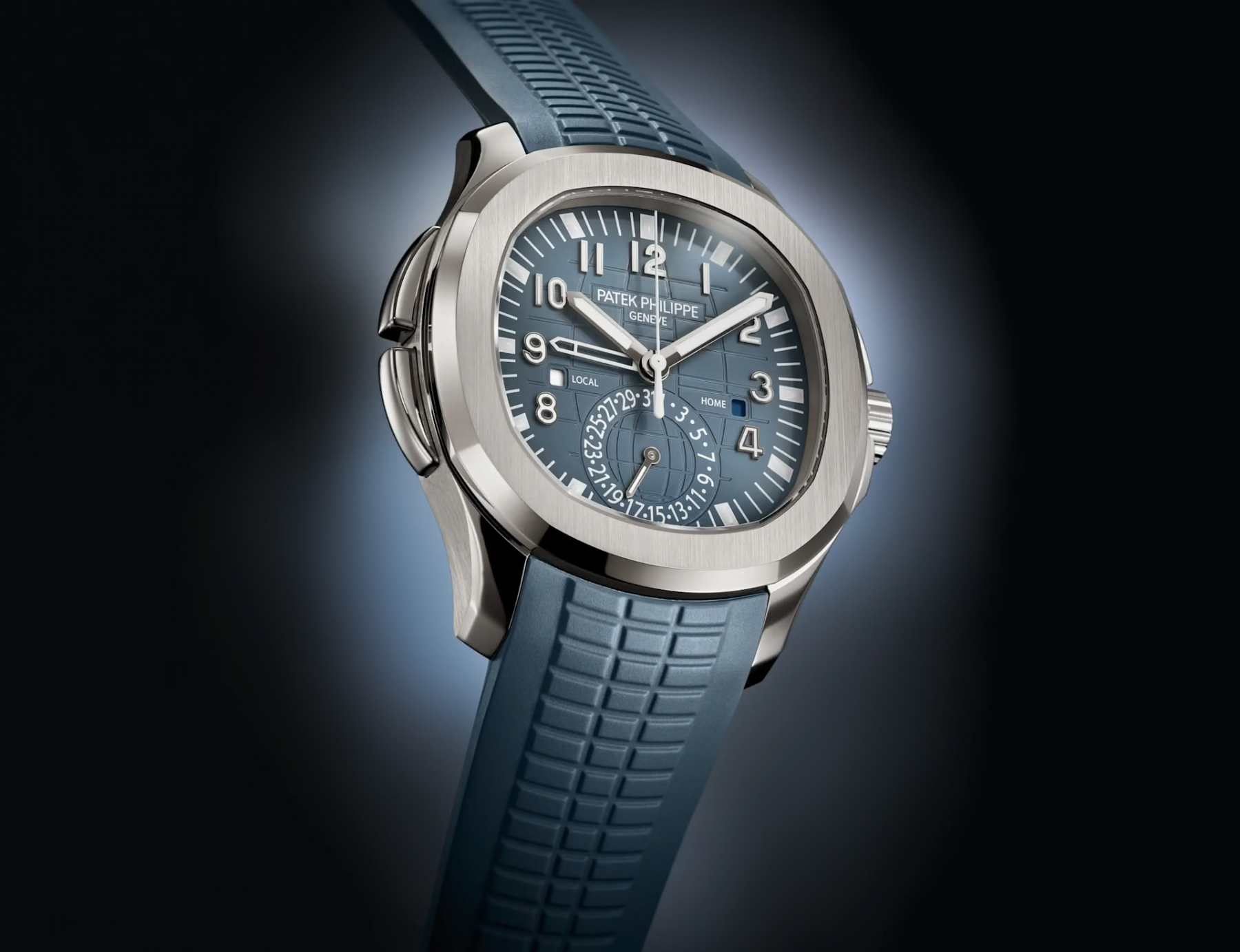 Patek Philippe Aquanaut Travel Time — sfeerbeeld