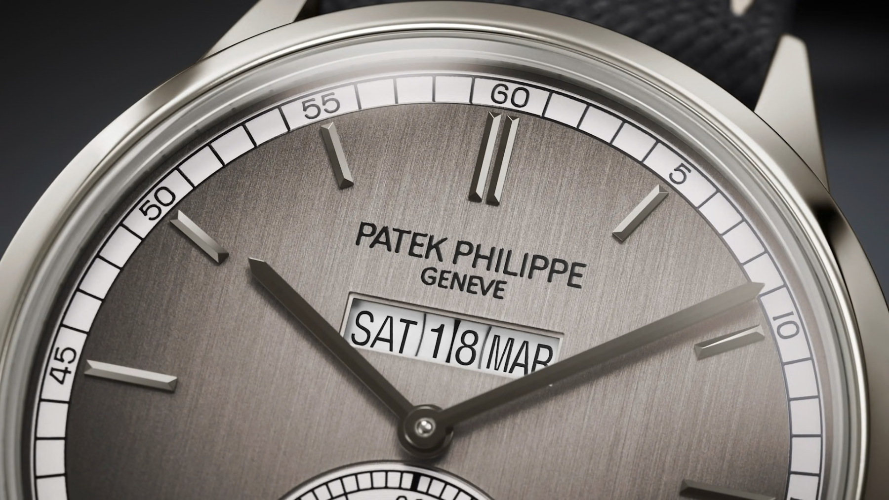Patek Philippe In-line perpetual calendar 5236P-011 — Image 5