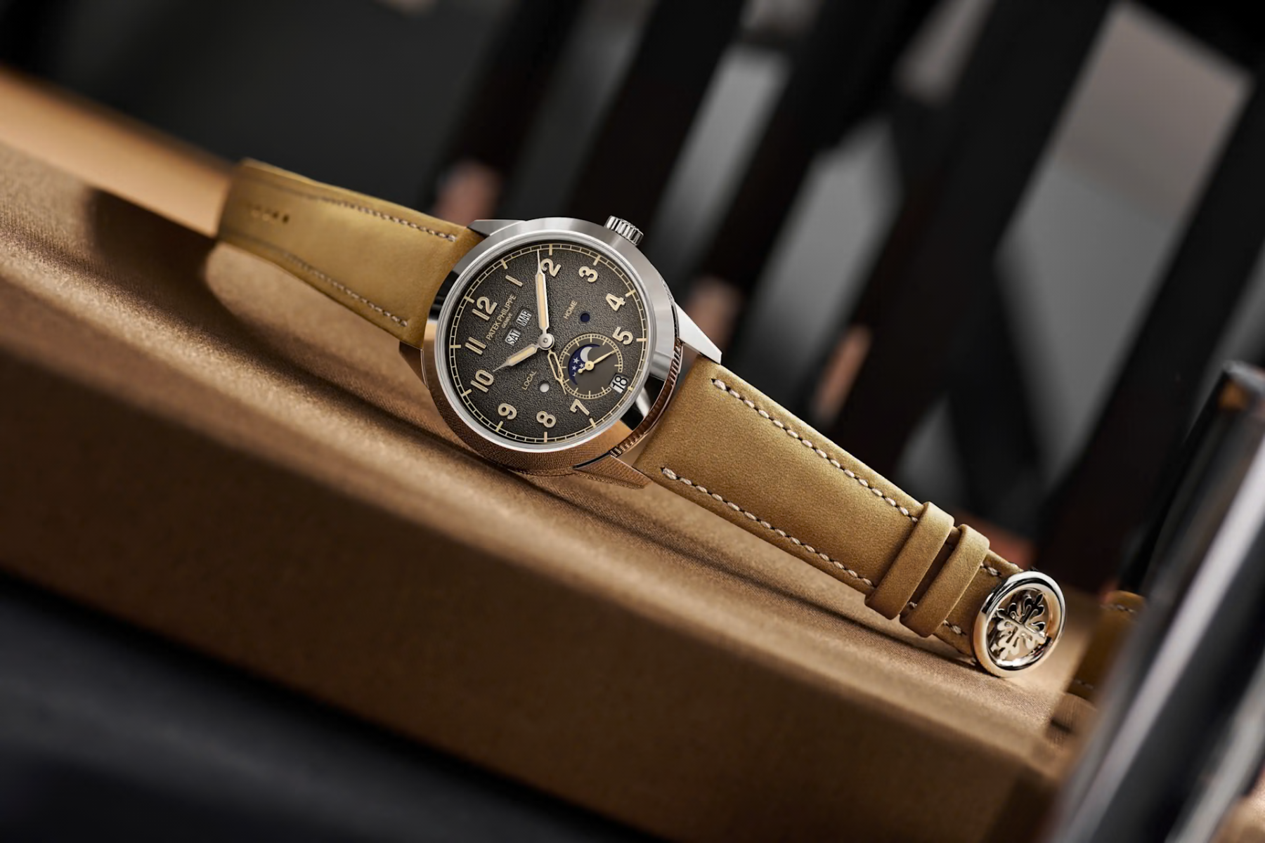 Patek Philippe Annuel calendar, travel time 5326G-001 — Image 7