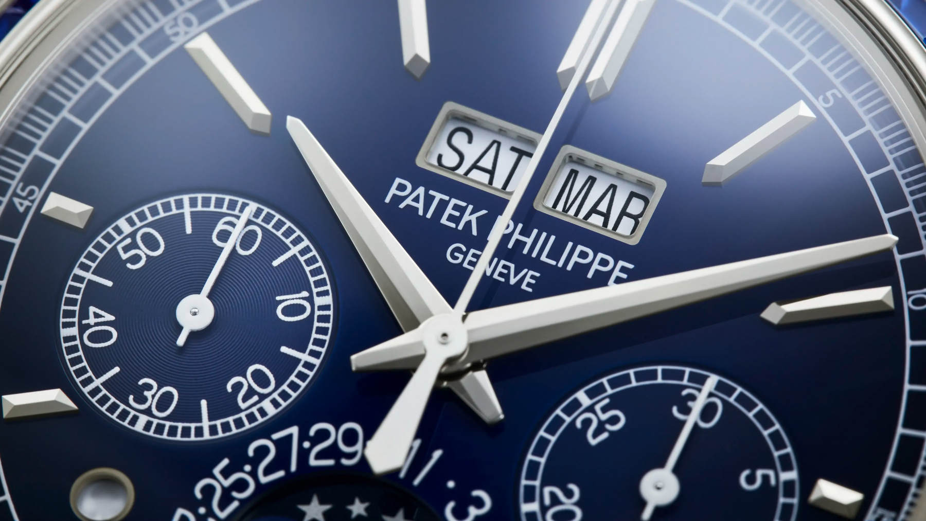Patek Philippe Chronograph. Perpetual Calendar. Joaillerie. 5271/11P-010 — Image 4