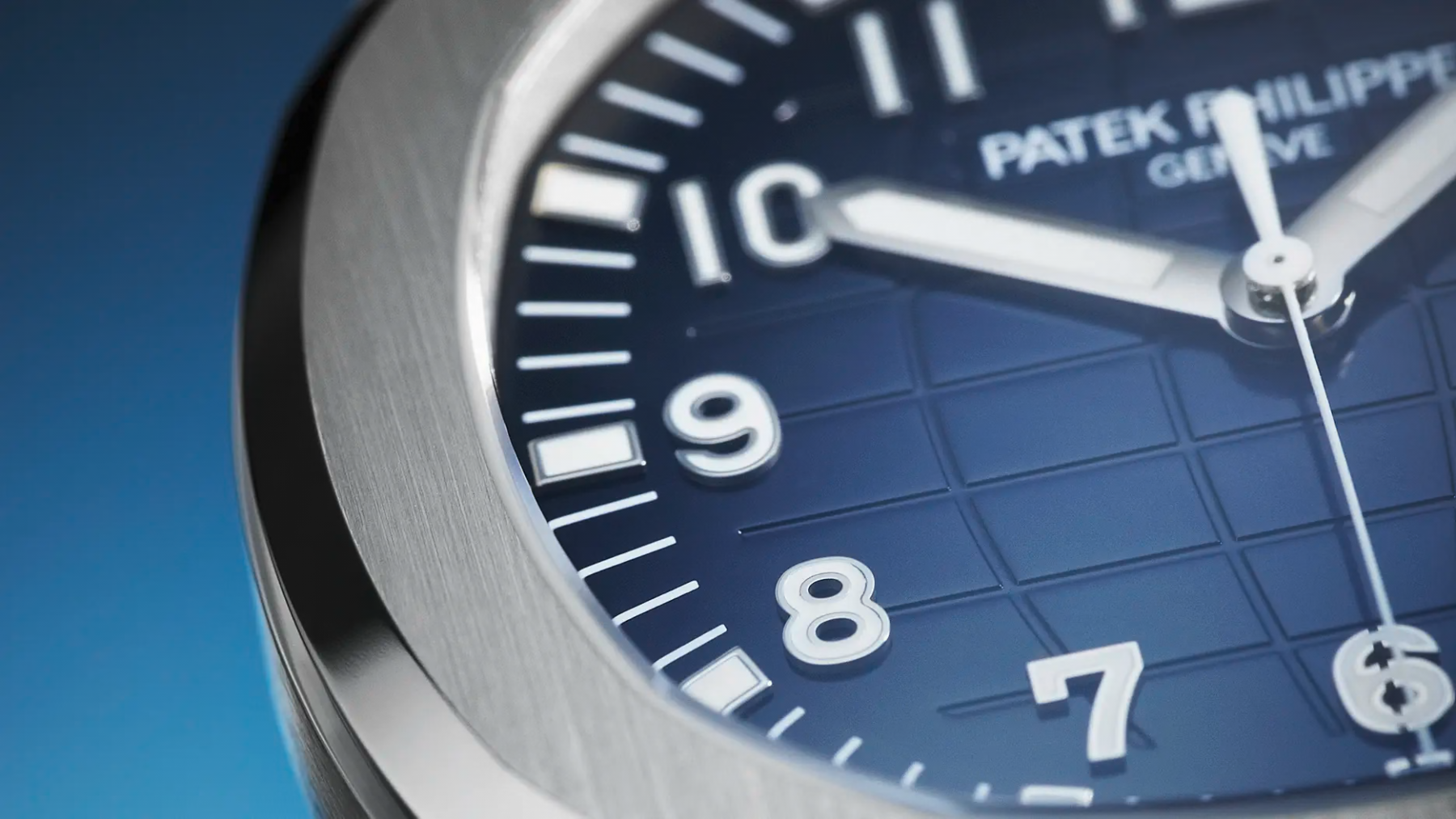 Patek Philippe Date. Sweep seconds. 5168G-001 — Image 4